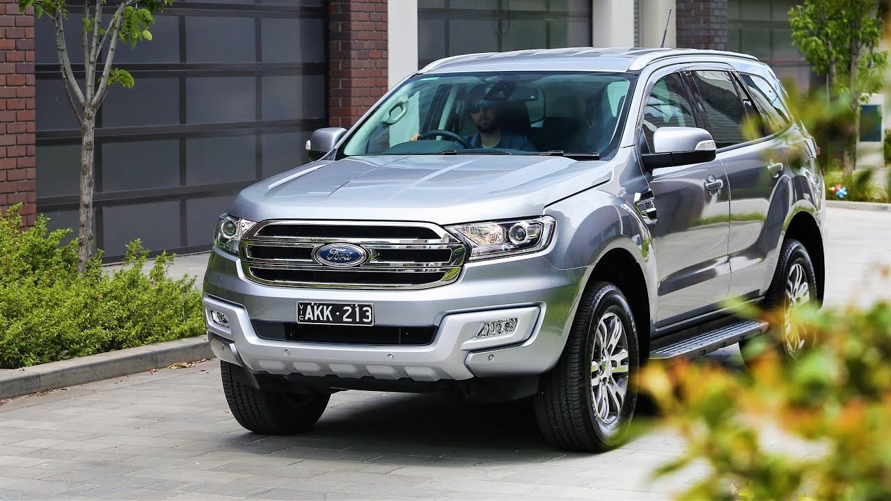 Cho thuê xe tự lái 7 chỗ Ford Everest